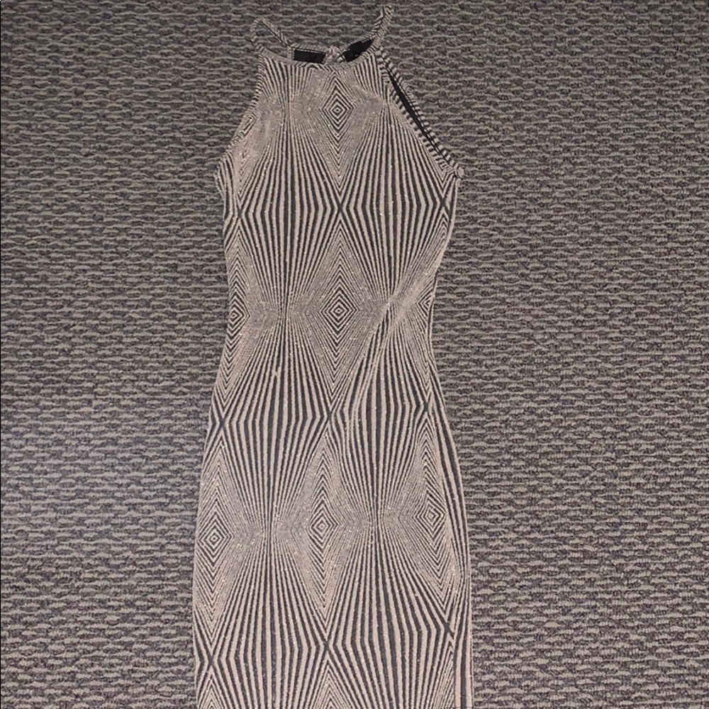 SO FLATTERING!! Bodycon dress with high neck